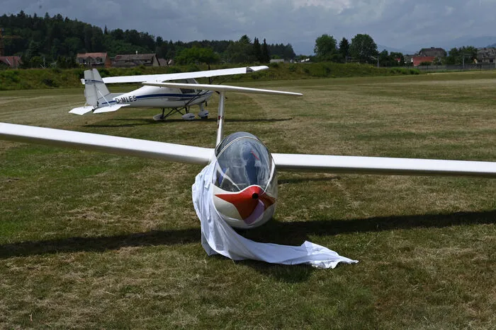Auf dem Gelände präsentierten sich zahlreiche Flugvereine, die auf dem Flughafen beheimatet sind