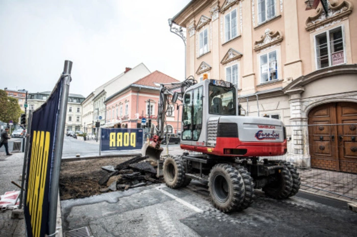 Insgesamt werde die Umgestaltung voraussichtlich rund drei Wochen dauern, sagt Christian Scheider: "Es wird ja keine Riesenbaustelle, da das Ganze modulartig vor sich geht.