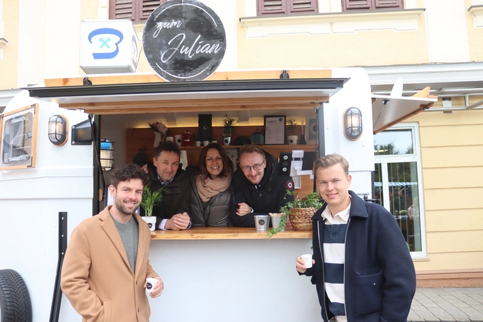 Klicken Sie sich durch die Bilder eines Marktbesuches am Sonntagnachmittag!
