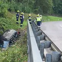 Der 32-jährige Unfalllenker wurde unbestimmten Grades verletzt