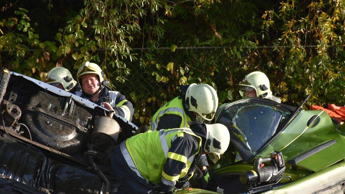 Einblick in die Übung der Feuerwehren Lieserhofen, Seeboden, Möllbrücke und Lendorf 