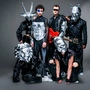 Die Outfits von Cosmó, Gitarrist Sandro und den Tänzern für die ESC-Bühne