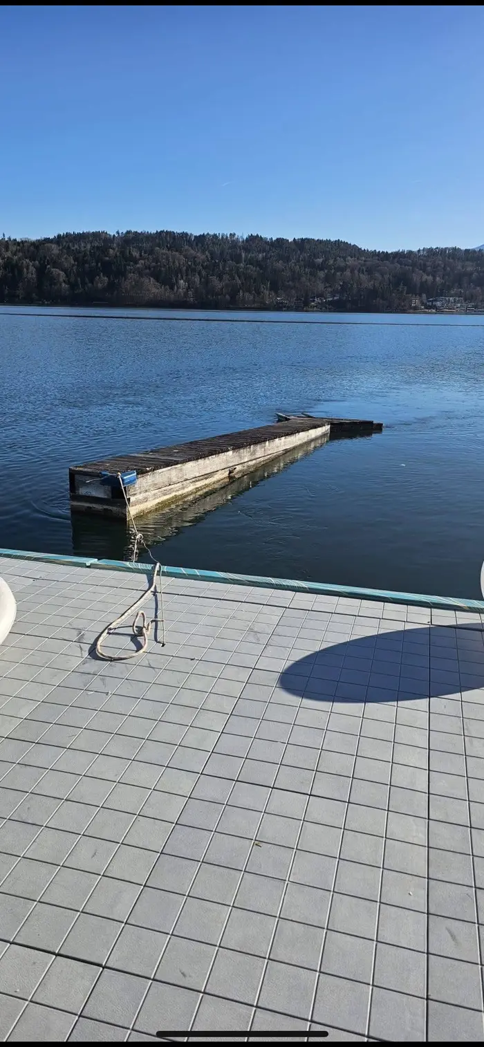 Der Steg wartet in Bad Saag auf seinen Besitzer