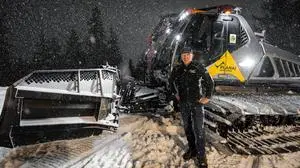 Seit 40 Jahren lenkt Fritz Knauß Pistengeräte über die Planai