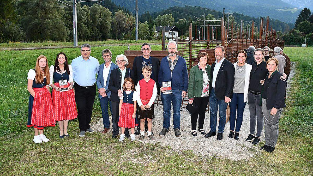 Mit einem festlichen Akt wurde das Denkmal der Namen um einen Namen erweitert