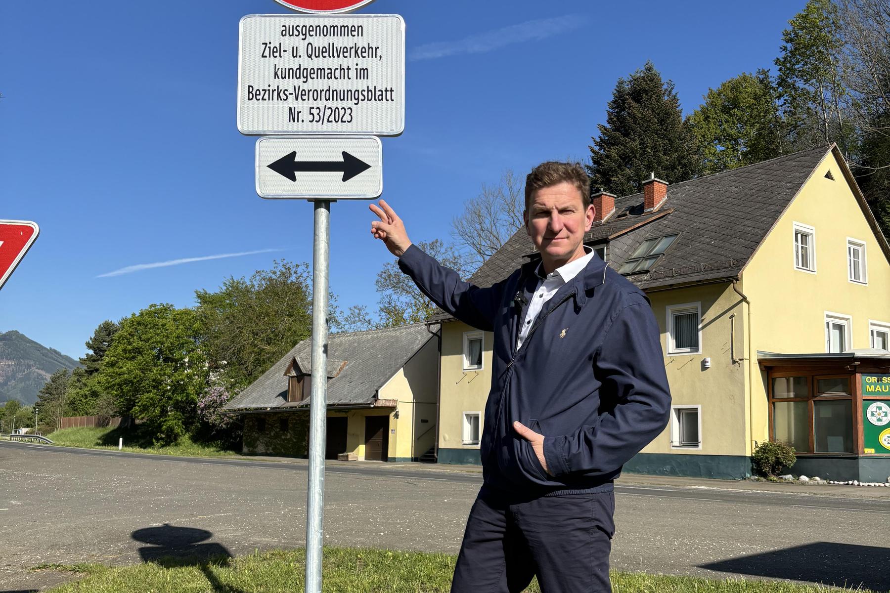 50.000 Euro an Extrakosten: Mauterns Bürgermeister kritisiert Vorgaben für Straßenbeschilderung