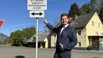 Über 50.000 kosteten die Gemeinde Mautern die Zusatztafeln. VP-Bürgermeister Andreas Kühberger stellt die Sinnhaftigkeit infrage