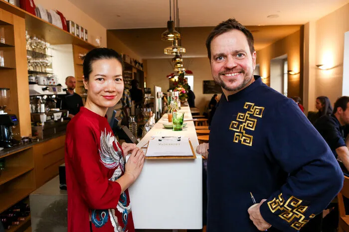 Nun haben Robert Rötzer und Ivy Huong Ngyuen in den Räumlichkeiten das vietnamesische Restaurant Tonkin aufgesperrt.