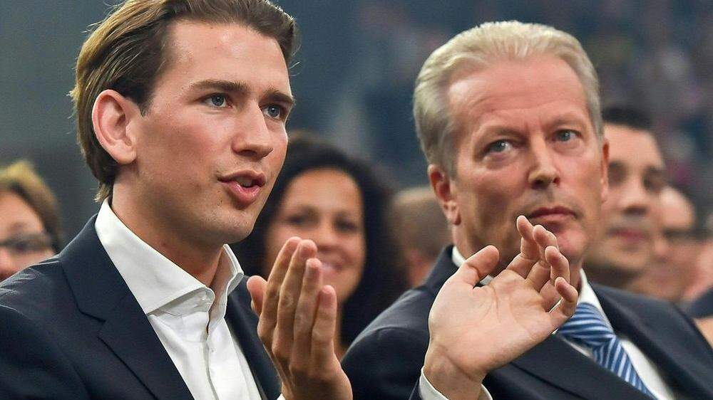 Sebastian Kurz und Reinhold Mitterlehner anlässlich des Wahlkampauftaktes der ÖVP 2015