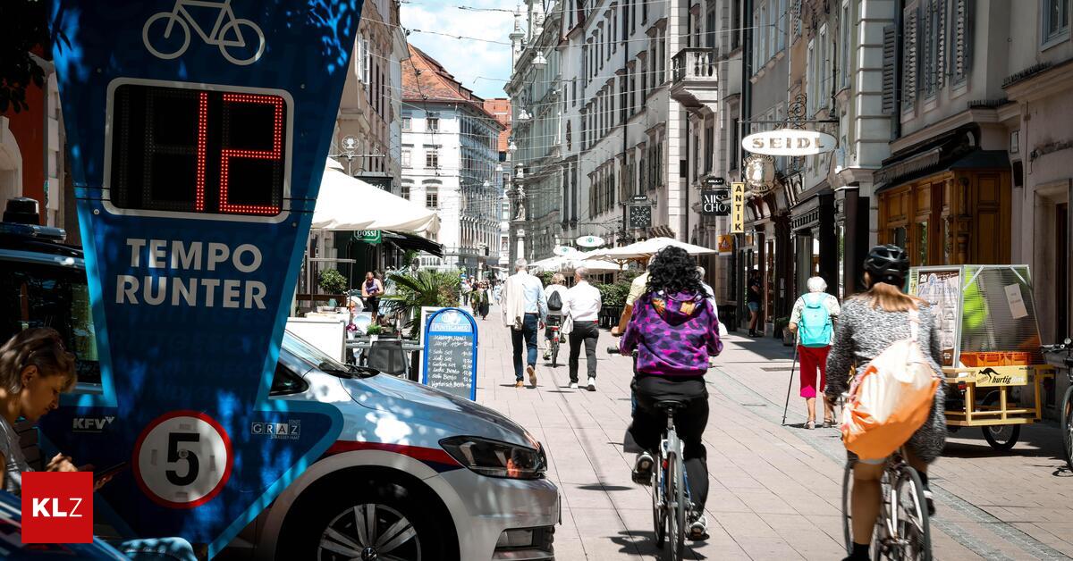 Neue-Spielregeln-Was-auf-Radfahrer-im-Windschatten-des-Fahrverbots-in-der-Schmiedgasse-zukommt