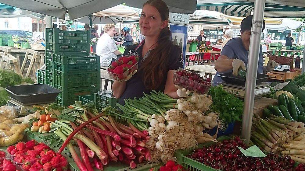 Erdbeeren und Kirschen verkauft Alexandra Kahr besonders viele.