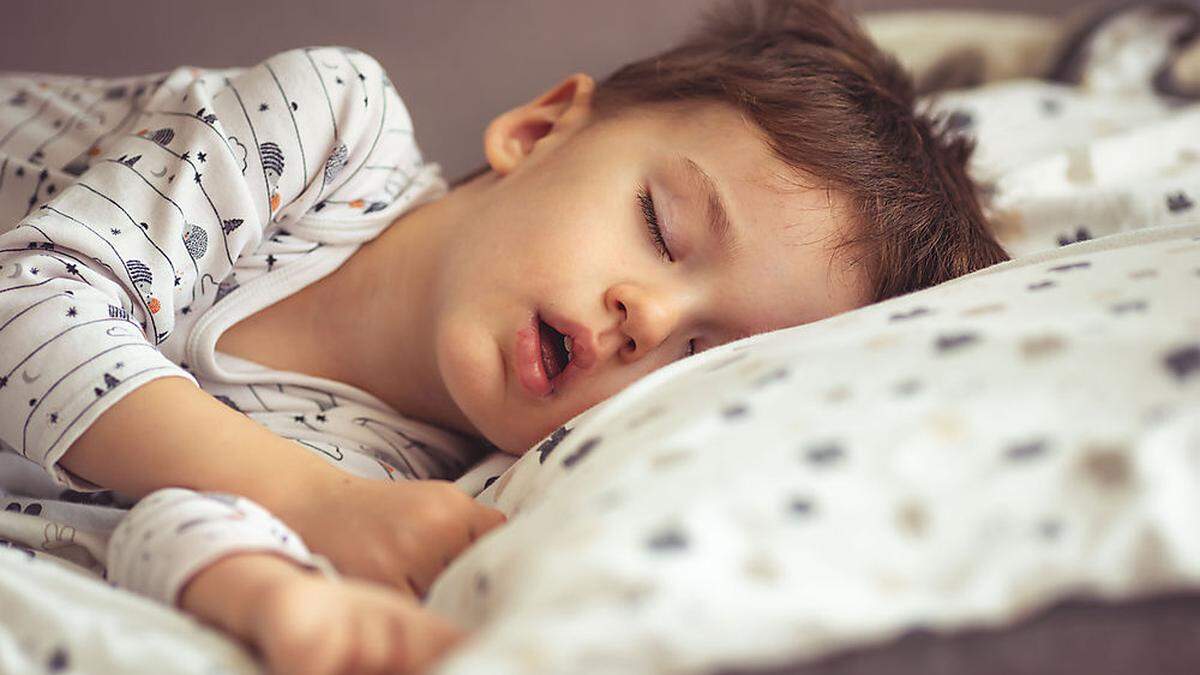 Schlafhygiene kann schon den Jüngsten helfen durchzuschlafen. 