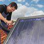 Kollektoren oder Fotovoltaikanlagen werden im Neubau zur Vorschrift
