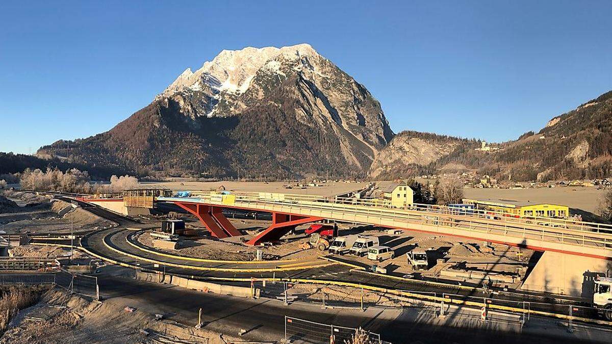 Die Grimmingbrücke an der B320