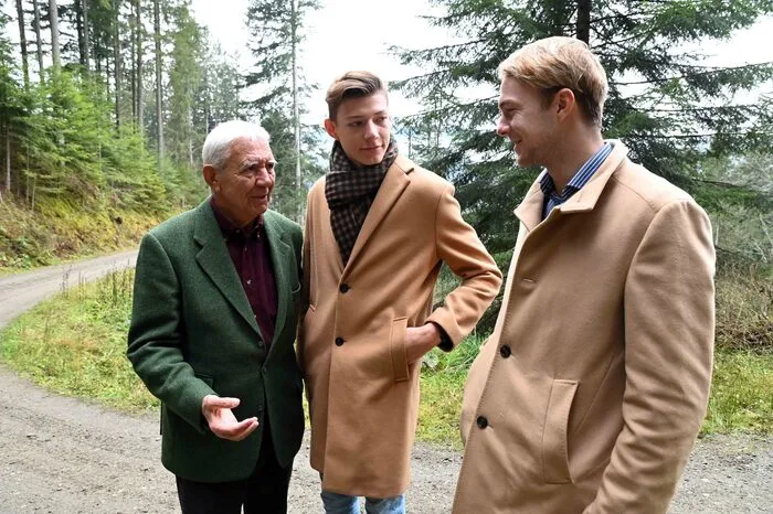 Bitte klicken Sie sich durch die Galerie ...