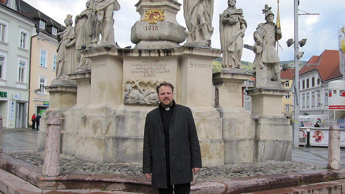 Dechant Pater Clemens Grill spricht über die Veränderungen der Begräbniskultur 