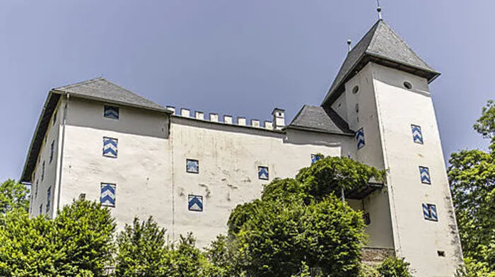 Das märchenhafte Schloss steht für 9,6 Millionen Euro zum Verkauf