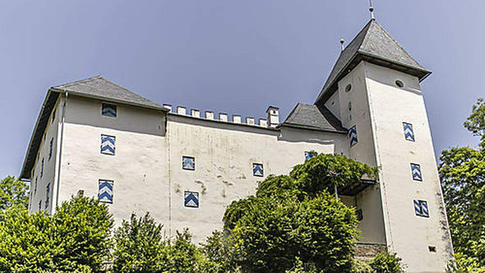 Das märchenhafte Schloss steht für 9,6 Millionen Euro zum Verkauf