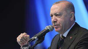 Erdogan erklärte, das Thema dürfe nicht &quot;durch Dritte politisiert&quot; und &quot;als Instrument zur Einmischung in unserem Land&quot; missbraucht werden.