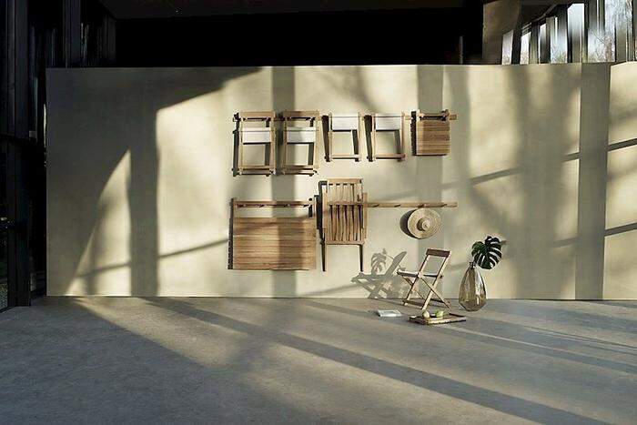 Platzsparend: Klappbare Kollektion nach dem Design von Børge Mogensen, wieder aufgelegt von Carl Hansen & Son