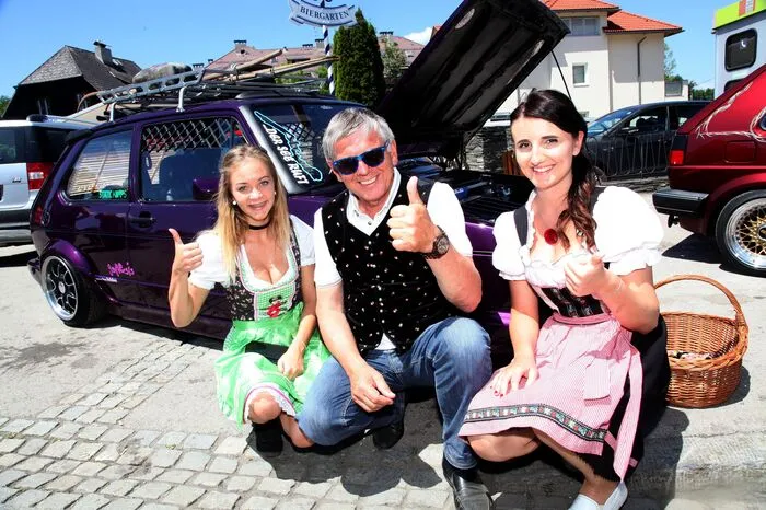 Klicken Sie sich durch die Bilder.