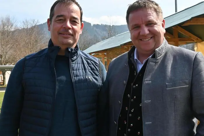 Eduard Pluch mit Bürgermeister Werner Egger