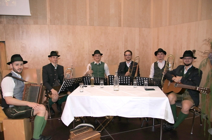 Die Gruppe Stubalmblech begrüßte die Gäste mit schmissigen Melodien.