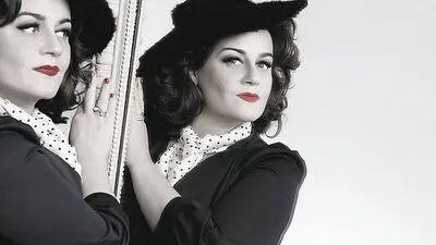 Lisa Angell tritt für Frankreich beim Song Contest an