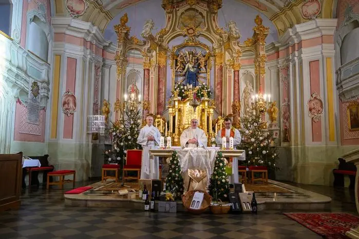 Da fand die Johannisweinsegnung in der Wallfahrtskirche Seggauberg bei Leibnitz statt. 
