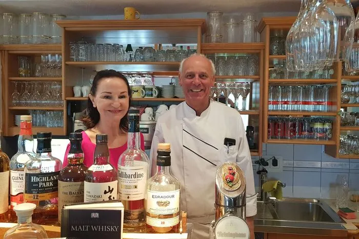 Gertraud Oberreiter und Peter Falb vom Gasthof "Zur Linde"