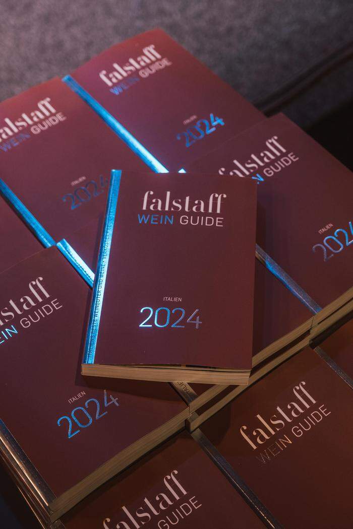 Der „Falstaff Wein Guide Italien 2024“