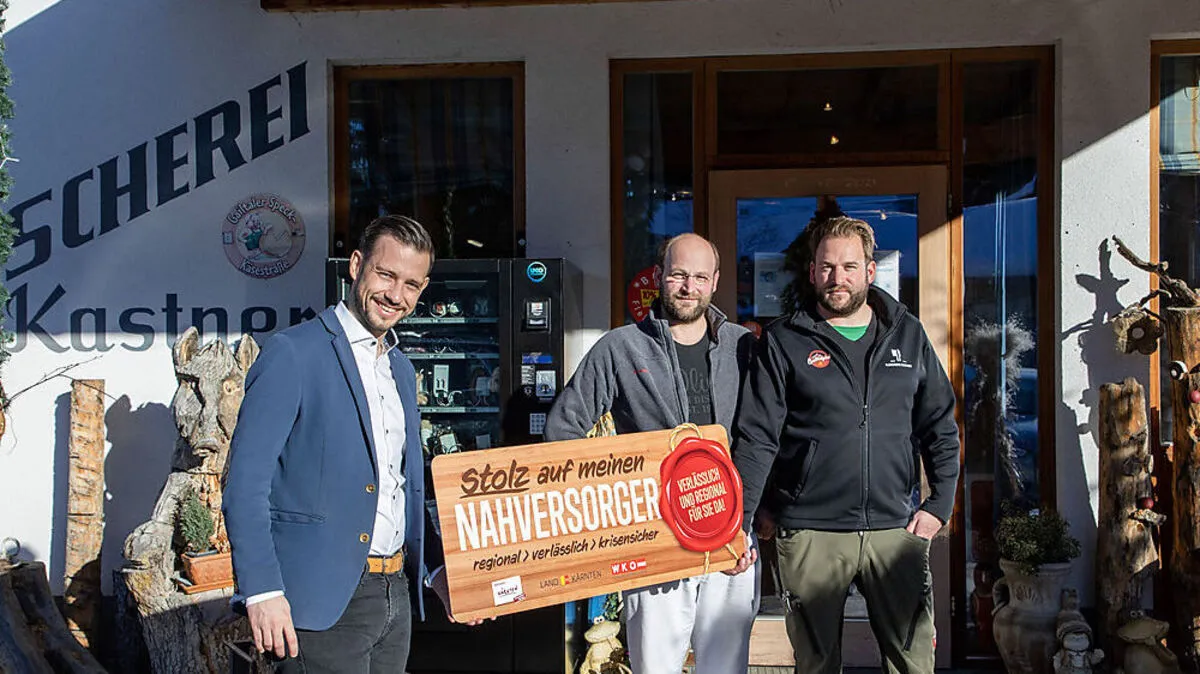 Übergabe beim Nahversorger Fleischerei Kastner: Sebastian Schuschnig, Christoph Kastner, Michael Kastner