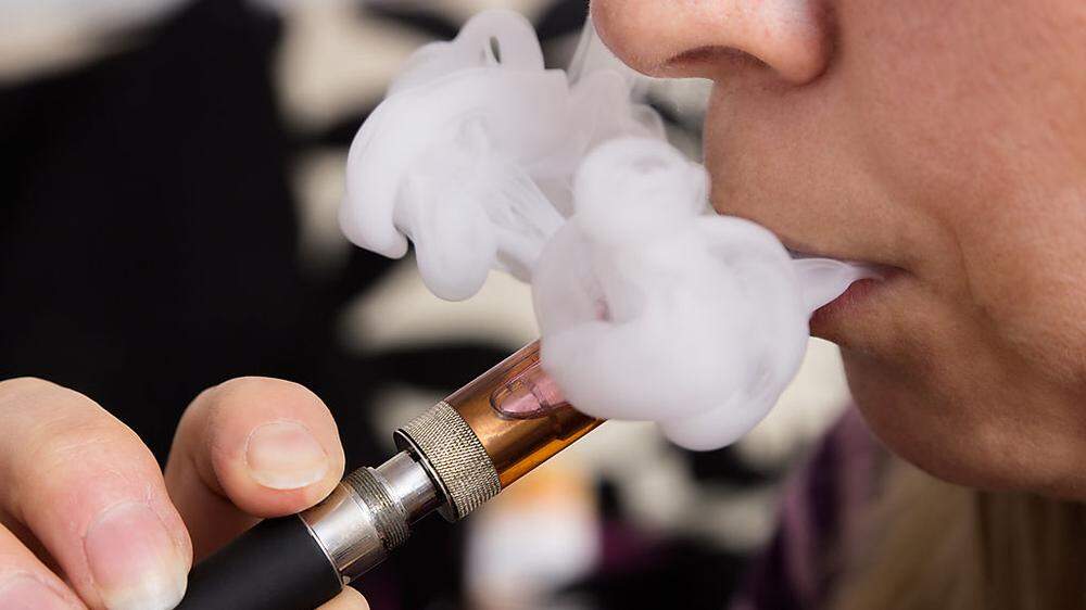 Verleiten E-Zigaretten Kinder zum weichen Einstieg?