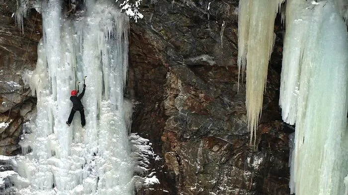 Auf fünf von 15 Eisfällen herrscht im Maltatal Kletterverbot