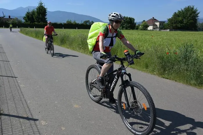 Zum Abschluss gab es im Sportzentrum noch ein Essen und Getränke.