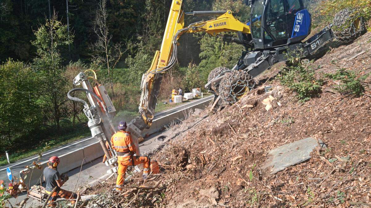 Die Arbeiten an der B 64 in Naas werden am Montag abgeschlossen