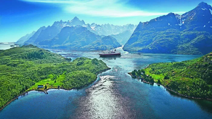 Mit Ruefa auf direktem Kurs zu Fjorden, Gletschern und dem ewigen Eis in Norwegen