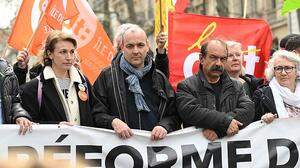 Gewerkschafts-Chef Laurent Berger (Mitte)