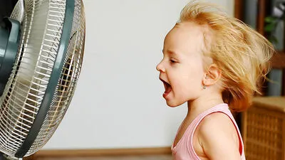 Jede Form der Abkühlung ist derzeit willkommen: Der Umsatz von Ventilatoren und Klimaanlagen ist heuer gestiegen