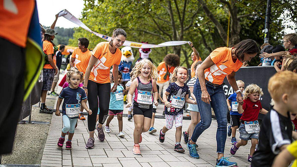 Kinderläufe sorgten für buntes Treiben in der Ostbucht