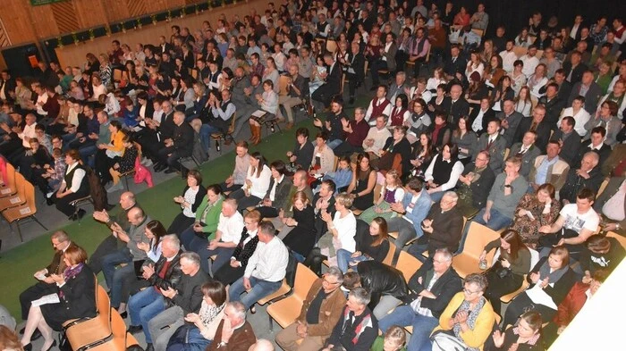 Zahlreiche Besucher fanden kürzlich den Weg in die Greimhalle in St. Peter am Kammersberg. 