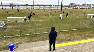 Sieg für Gradese Calcio. Das Foto zeigt den einzigen Fan der Gegenseite, der aber so laut schimpfte wie eine ganze Kurve