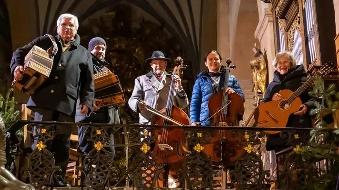 Neben dem Männerchor wirkten auch die Gurkids, das Ensemble der Bauernkapelle Isopp sowie die Sandboden-Musi (im Bild) mit. 