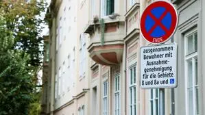 Verkehrsschild mit dem definierten Anrainerparken in Graz
