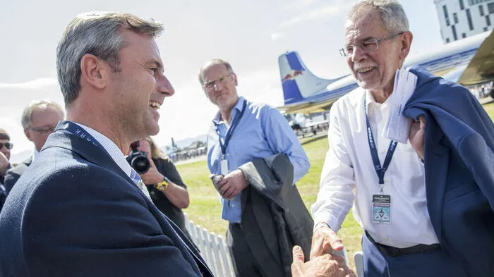 Am 4. Dezember wählt Österreich seinen neuen Präsidenten: Norbert Hofer oder Alexander van der Bellen.