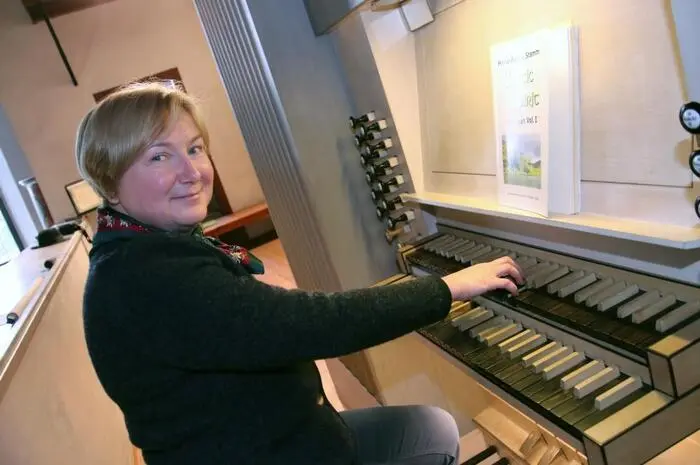 Unter dem Motto „Tausendundeine Flöte“ brachten Harald Fripertinger auf der Flöte und Swetlana Hübler an der Orgel Werke unter anderen von Georg Phillip Telemann, Joseph Haydn und Johann Sebastian Bach zur Aufführung. 

