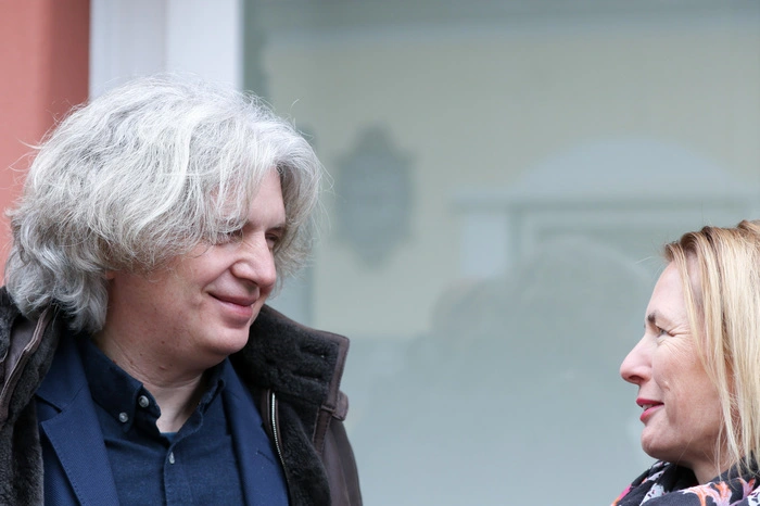 ... unterhielt sich angeregt mit Regisseur Wolfgang Murnberger.