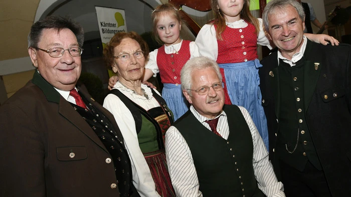 Nach neunjähriger Pause initiierte Hartmut Aigner, Obmann des Kärntner Bildungswerkes im Bezirk Spittal, wieder einen Bezirksabend, der in der Fachhochschule stattfand.   