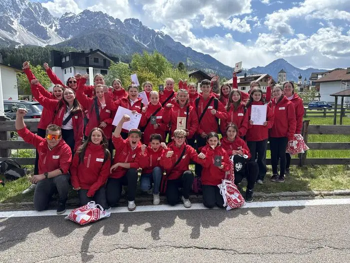 Die Jugendgruppe vom Roten Kreuz Sillian setzt auf Social Media, WhatsApp-Gruppe und Stimmzettel