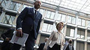 Charles Michel und Ursula von der Leyen im Ratsgebäude: In Brüssel geht es beim Sondergipfel um alles oder nichts 